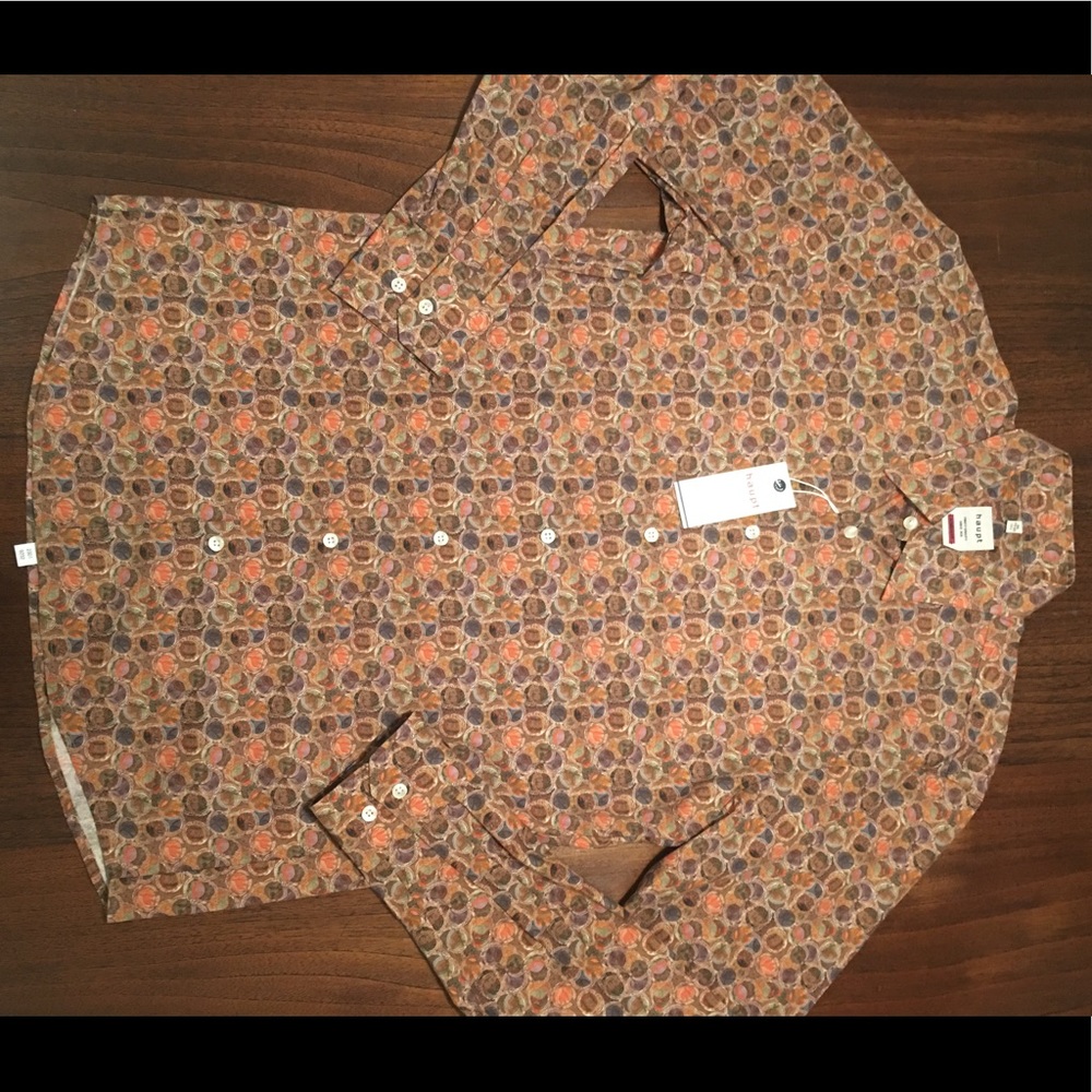 Haupt Men’s button down shirt
